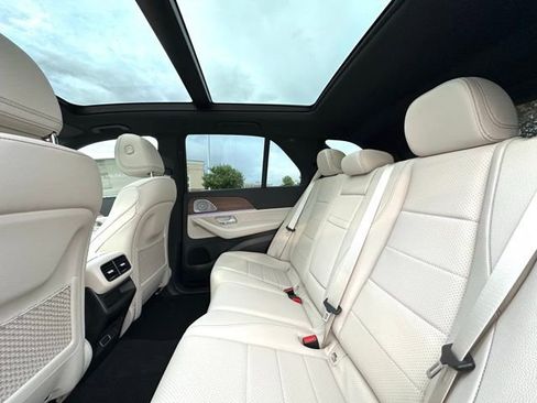 Certified 2026 Mercedes-Benz GLS 450 4MATIC image 23