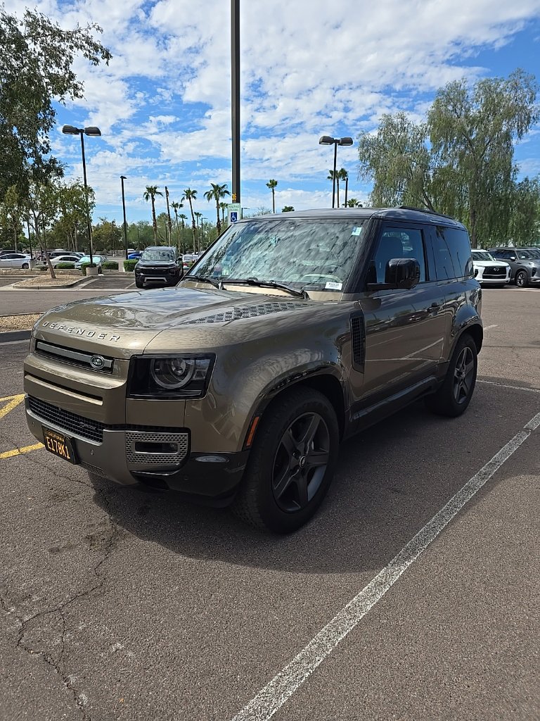 Used 2023 Land Rover Defender 90 X-Dynamic SE AWD/4WD image 1