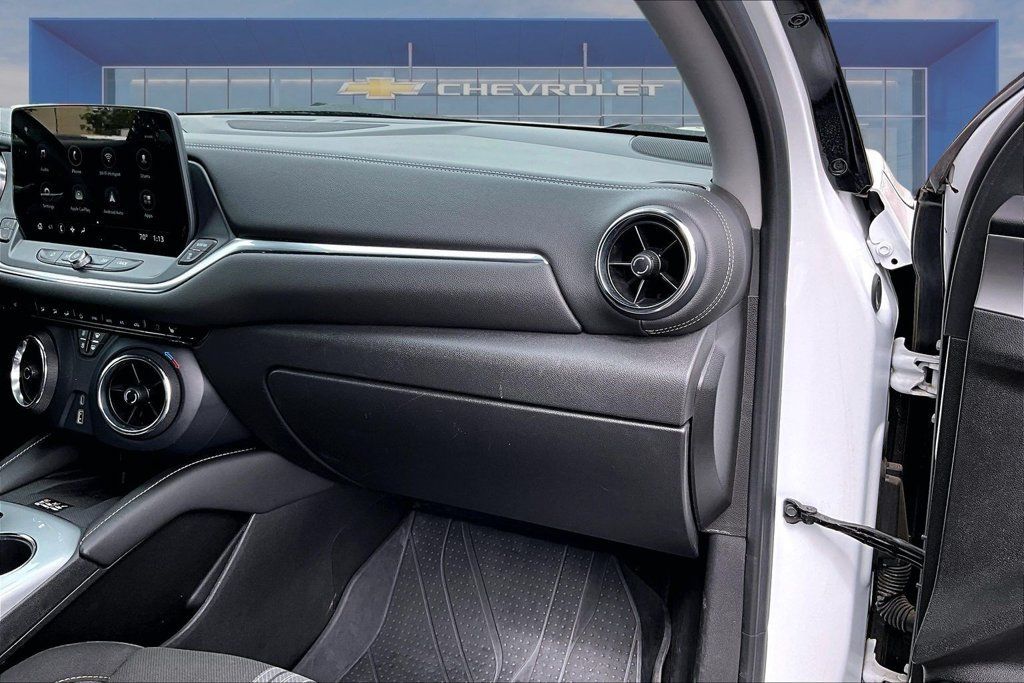 Used 2023 Chevrolet Blazer LT w/ Convenience Package FWD image 12