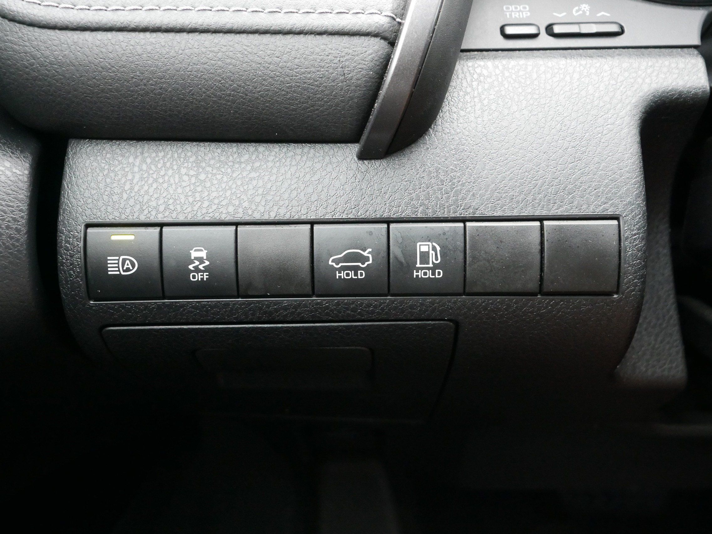 Used 2019 Toyota Camry XSE FWD image 26