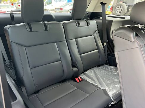 New 2026 Ford Explorer Active w/ Active Comfort Package RWD image 18