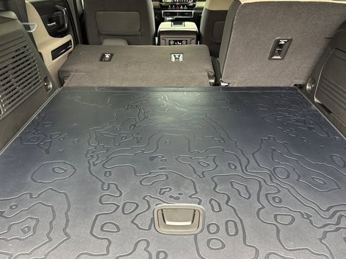 New 2026 GMC Hummer EV SUV image 16