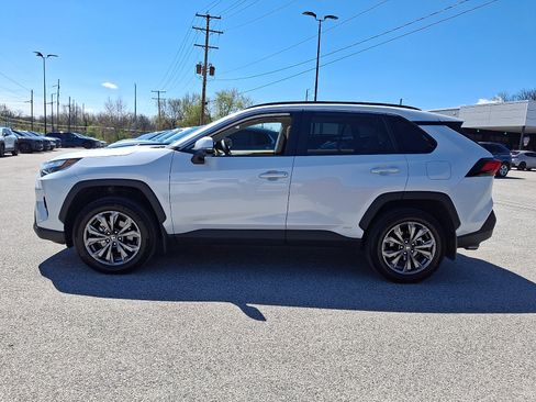 Used 2024 Toyota RAV4 XLE Premium w/ Weather Package image 4