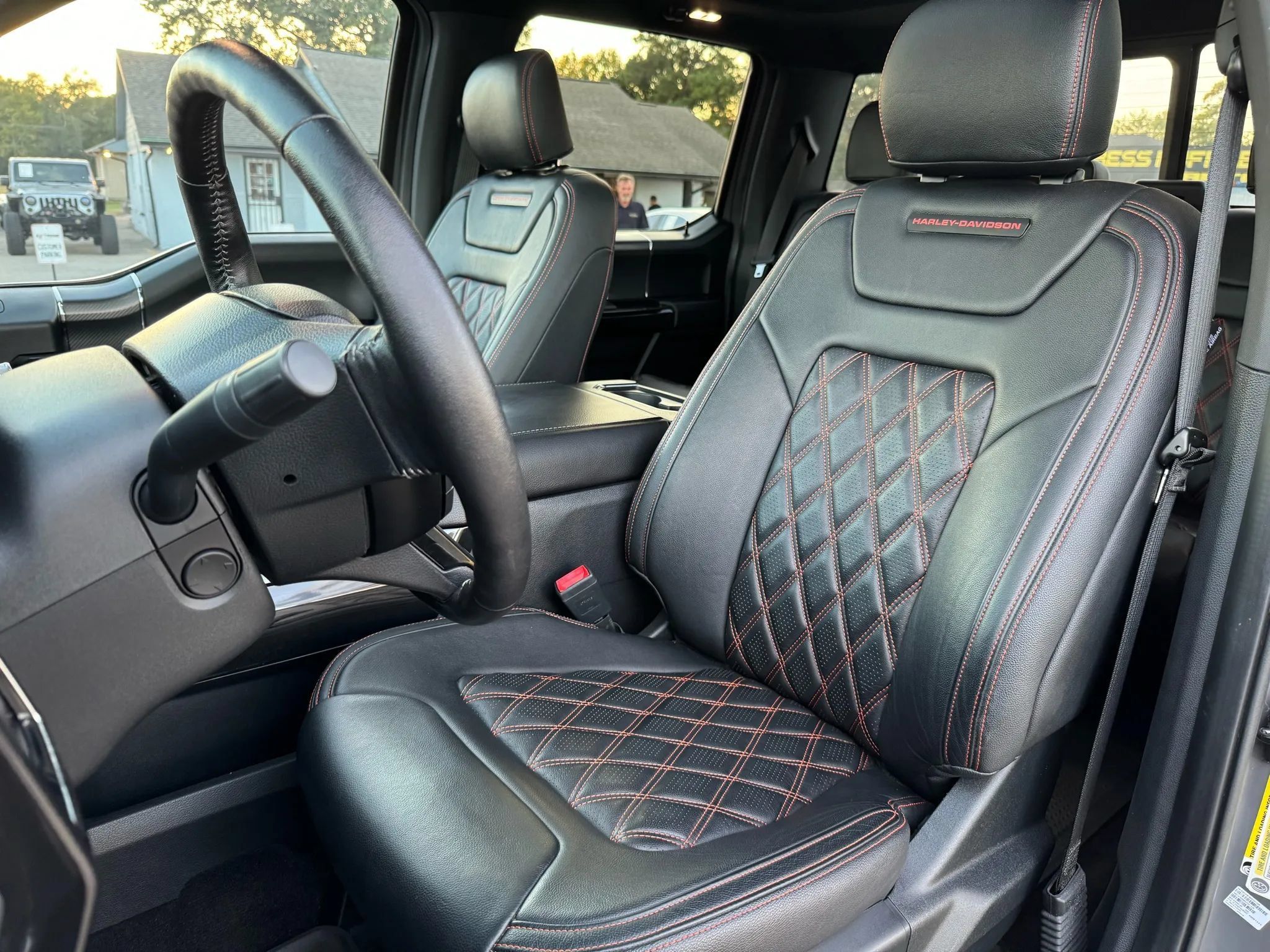 Used 2020 Ford F150 Lariat w/ Equipment Group 502A Luxury AWD/4WD image 27