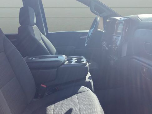 Used 2021 Chevrolet Silverado 1500 Custom Trail Boss image 18