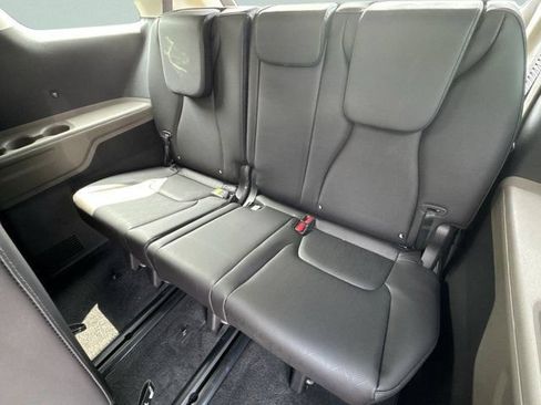 New 2026 Kia Carnival FWD image 16