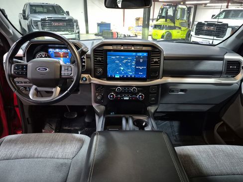 Used 2021 Ford F150 XLT w/ Equipment Group 302A High image 20