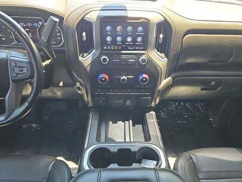Certified 2022 GMC Sierra 2500 Denali w/ Denali Ultimate Package AWD/4WD image 13