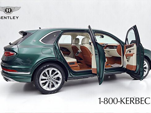 New 2025 Bentley Bentayga Extended Wheelbase image 17