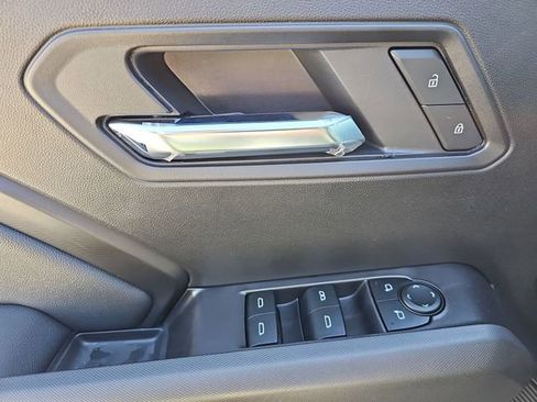 New 2026 Chevrolet Colorado LT w/ LT Convenience Package AWD/4WD image 23