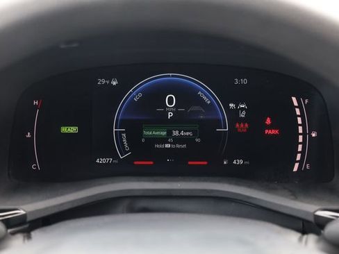 Used 2025 Toyota Camry LE image 16