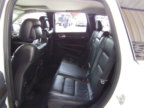 Used 2013 Jeep Grand Cherokee Laredo AWD/4WD image 27