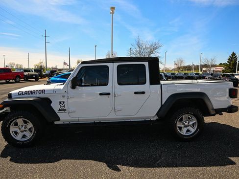 Used 2020 Jeep Gladiator Sport w/ Quick Order Package 24S AWD/4WD image 8