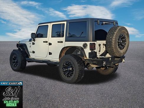 Used 2016 Jeep Wrangler Unlimited Sahara w/ Trailer Tow Group image 5