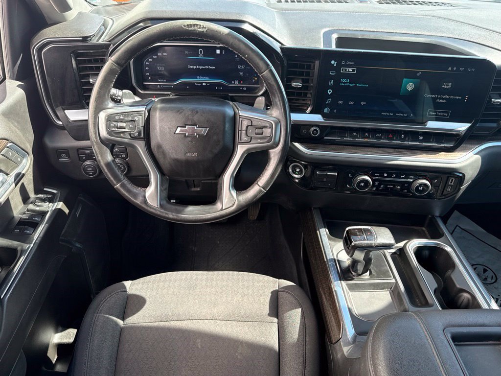 Used 2022 Chevrolet Silverado 1500 RST w/ Convenience Package II AWD/4WD image 10