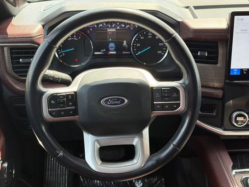 Used 2024 Ford Expedition Max Limited AWD/4WD image 23