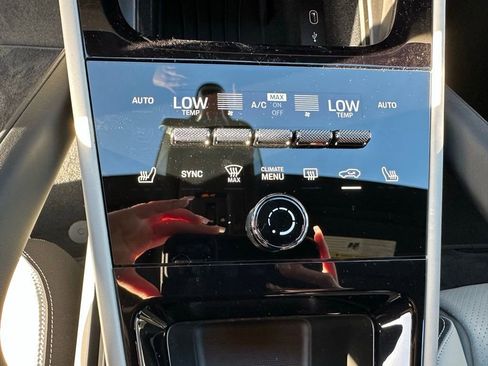 Used 2026 Porsche Cayenne S image 25