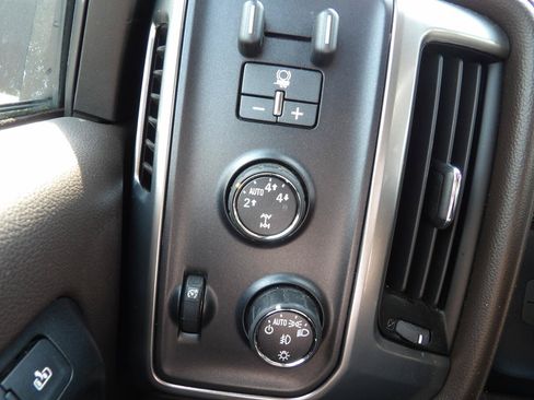 Used 2014 Chevrolet Silverado 1500 LTZ Z71 w/ LTZ Plus Package AWD/4WD image 21