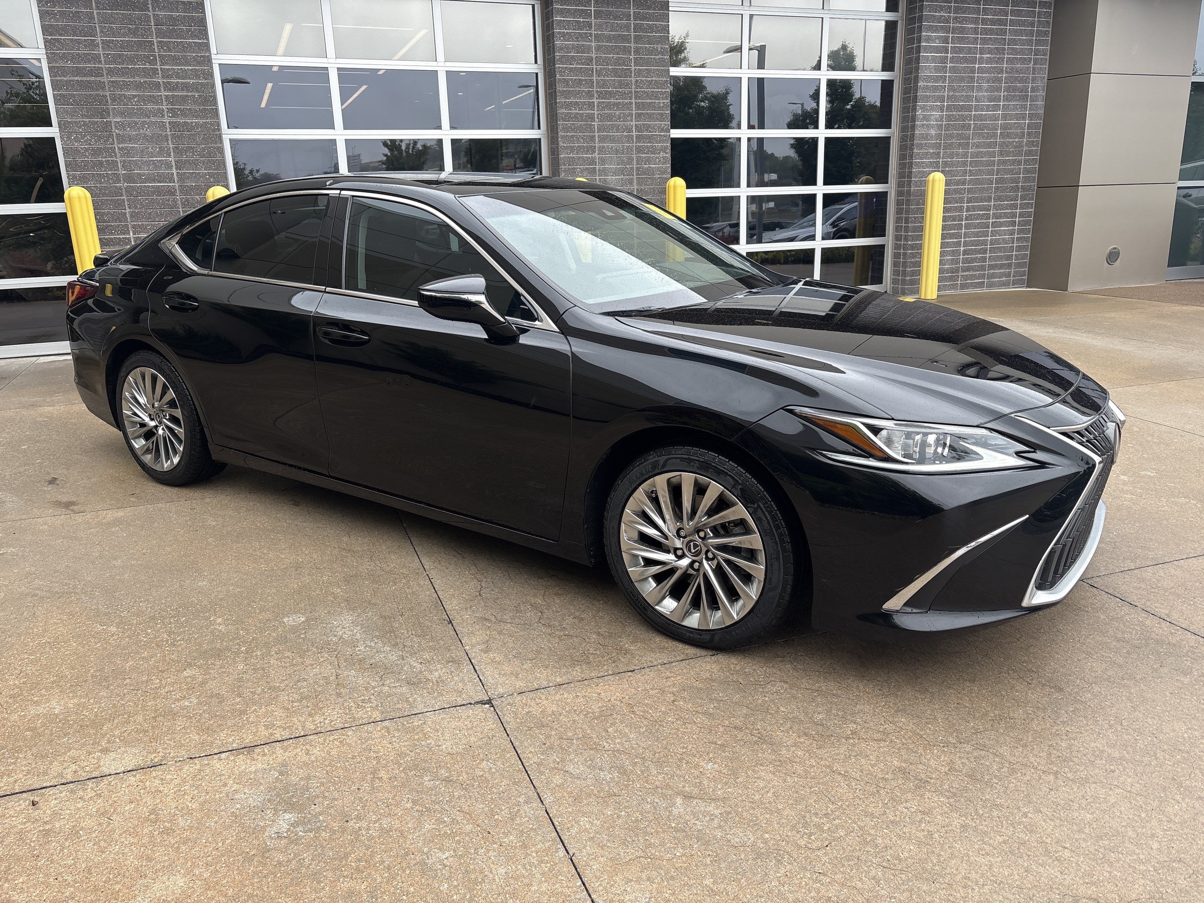 Used 2023 Lexus ES 350 w/ Accessory Package (Z2) FWD image 21