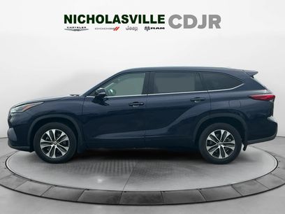 Used 2021 Toyota Highlander XLE