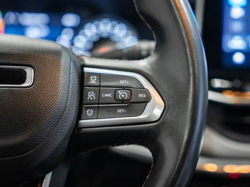 Used 2022 Jeep Compass Limited w/ Sun and Sound Group image 34