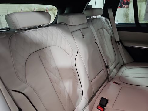New 2026 BMW X5 xDrive40i w/ Off-Road Package image 12