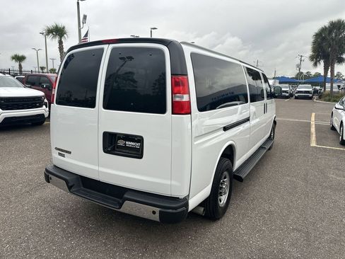 Used 2025 Chevrolet Express 3500 LT w/ LT Preferred Equipment Group RWD image 16