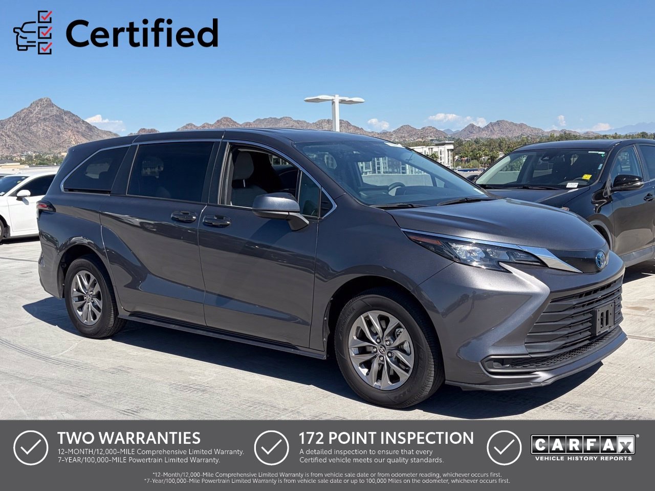 Used 2025 Toyota Sienna LE FWD image 1