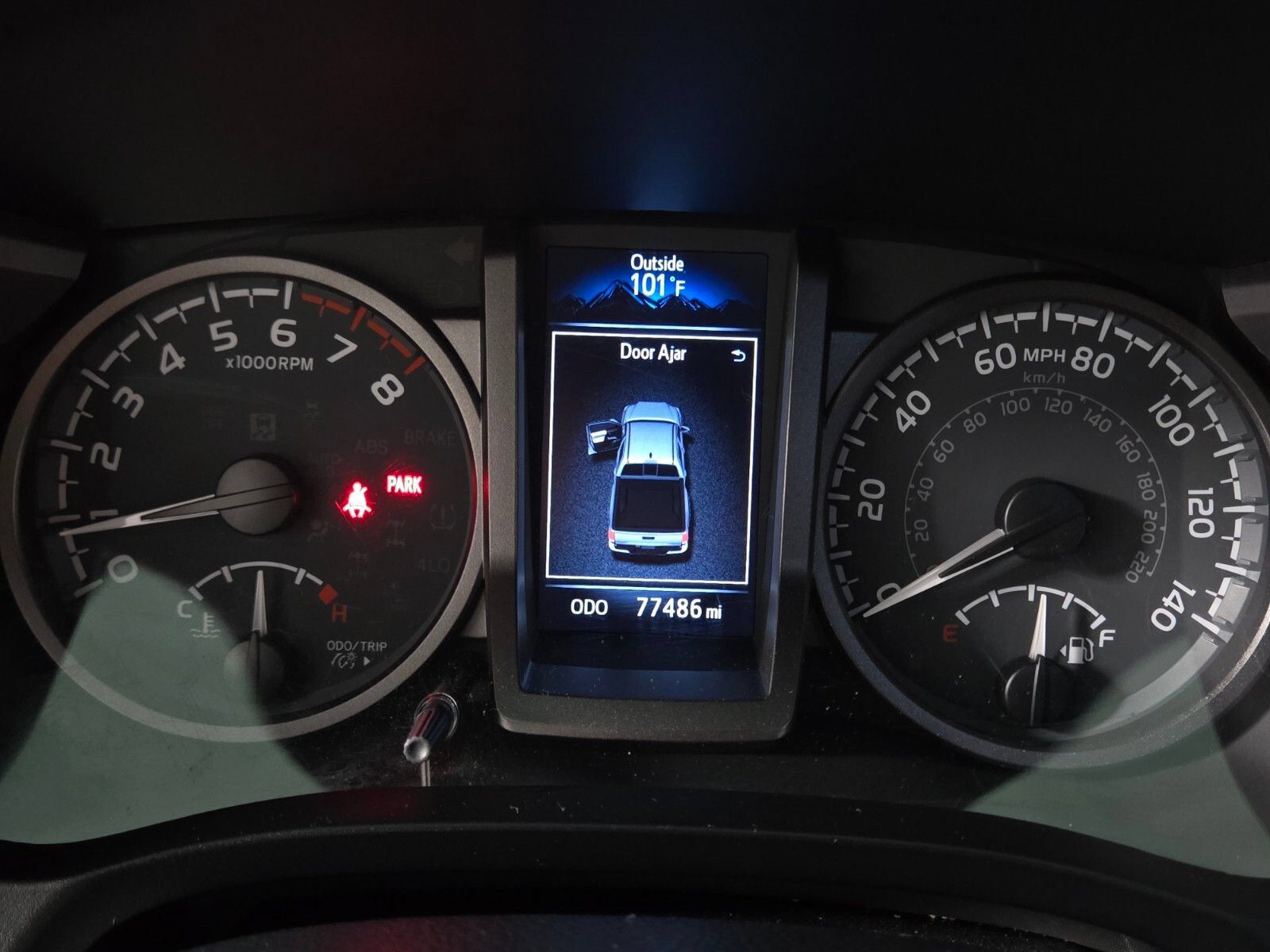 Used 2021 Toyota Tacoma TRD Off-Road w/ TRD Premium Off Road Package AWD/4WD image 33