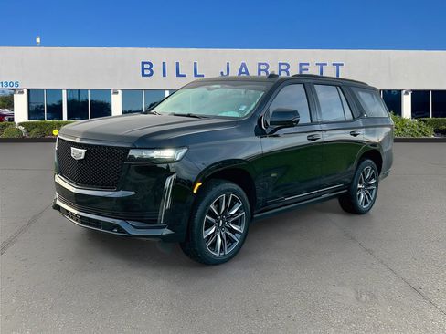 Used 2022 Cadillac Escalade Sport w/ Touring Package AWD/4WD image 3