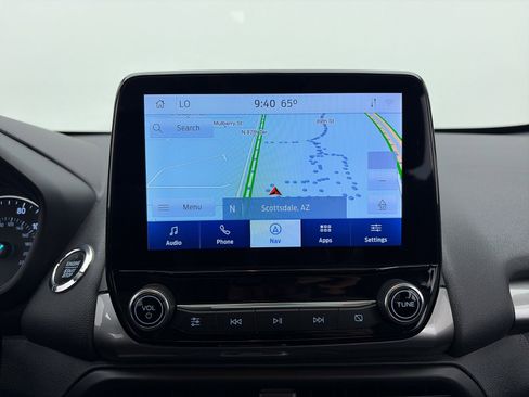 Used 2020 Ford EcoSport SES image 4