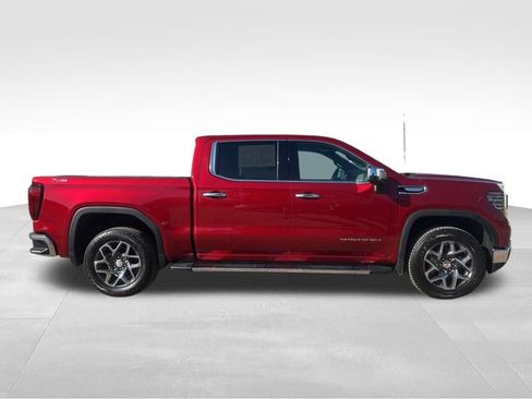 Used 2026 GMC Sierra 1500 SLT AWD/4WD image 9