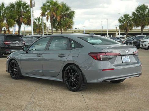 Used 2026 Honda Civic Sport image 4