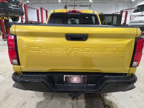 Used 2023 Chevrolet Colorado Z71 w/ Z71 Convenience Package 2 image 24