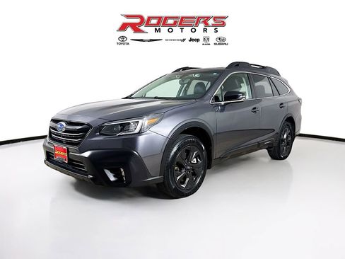 Used 2021 Subaru Outback Onyx Edition XT w/ Popular Package #2 image 3