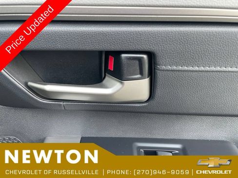 Used 2024 Toyota Tundra Limited w/ Power Package AWD/4WD image 31