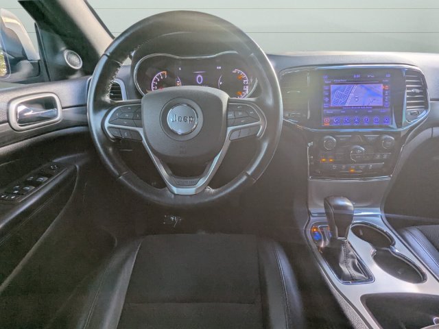 Used 2021 Jeep Grand Cherokee Laredo X RWD image 14