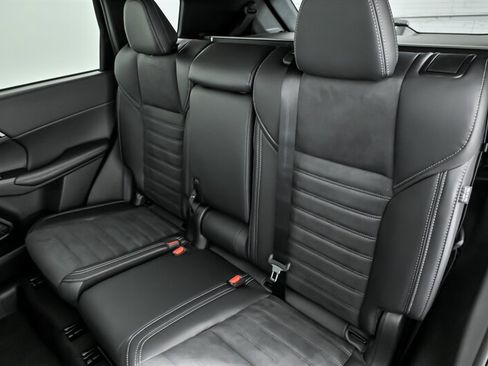 New 2026 Mitsubishi Outlander SE AWD/4WD image 16