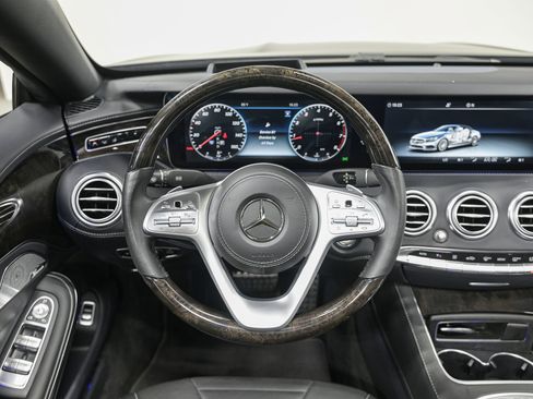 Used 2018 Mercedes-Benz S 560 Cabriolet image 18