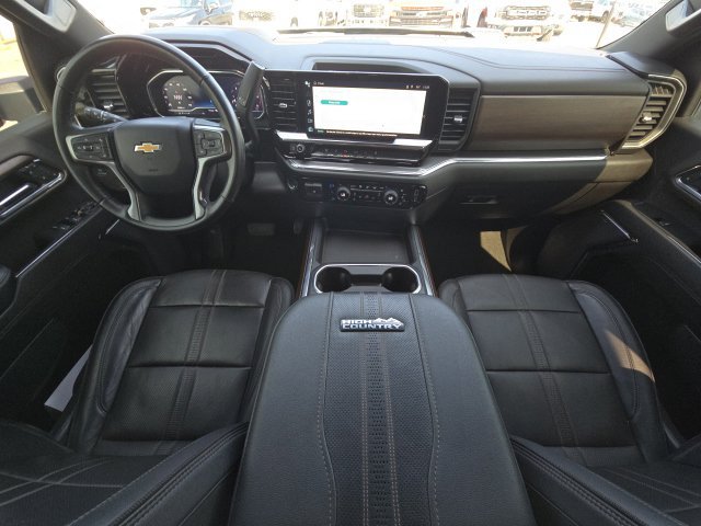 Used 2024 Chevrolet Silverado 3500 High Country w/ High Country Premium Package AWD/4WD image 37