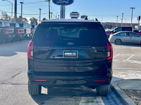 New 2026 Ford Expedition Platinum w/ Stealth Appearance Package image 4