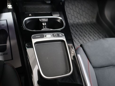 Used 2026 Mercedes-Benz CLA 250 image 40