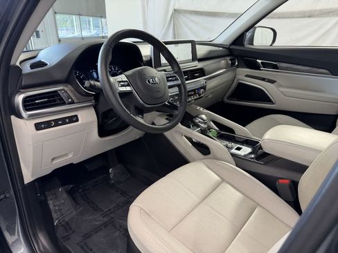 Used 2020 Kia Telluride EX AWD/4WD image 7