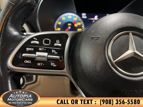 Used 2022 Mercedes-Benz GLC 300 image 22