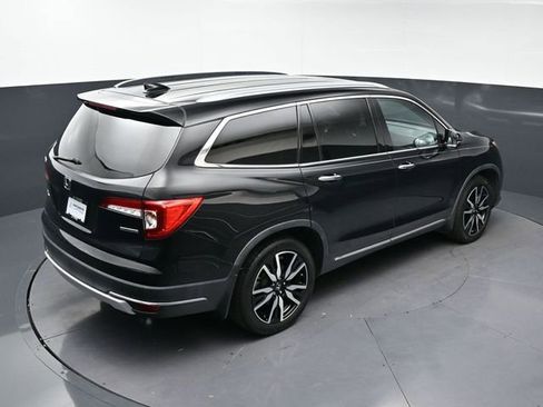 Used 2020 Honda Pilot Touring image 24