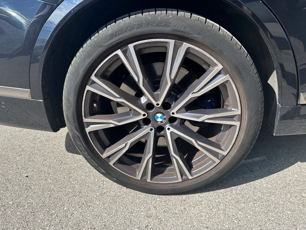 Used 2020 BMW X7 M50i w/ Executive Package AWD/4WD image 14