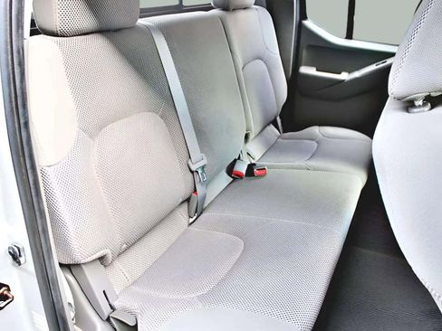 Used 2016 Nissan Frontier SV w/ SV Value Truck Package image 24