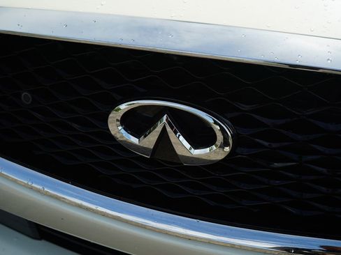 Used 2023 INFINITI Q50 Luxe w/ Cargo Package RWD image 13