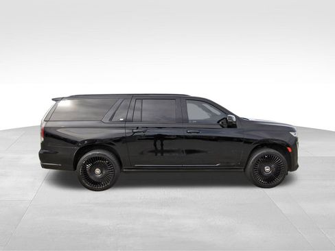 Certified 2024 Cadillac Escalade ESV Premium Luxury w/ Performance Package image 5