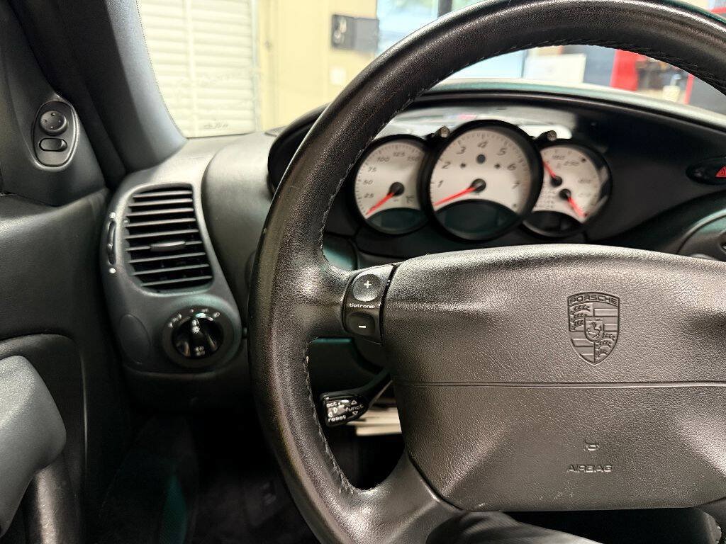 Used 1999 Porsche Boxster RWD image 46